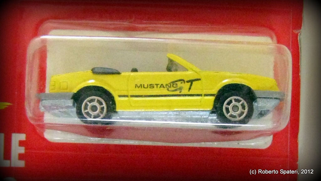 Majorette Mustang SVO Convertible (n.227)
